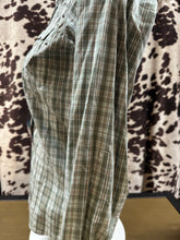 Load image into Gallery viewer, Rock 47 by wrangler ladies snap snap shirt - green (final sale)