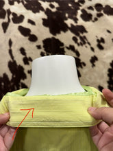 Load image into Gallery viewer, Wrangler 20X ladies western shirt - lemon (discolored, final sale)