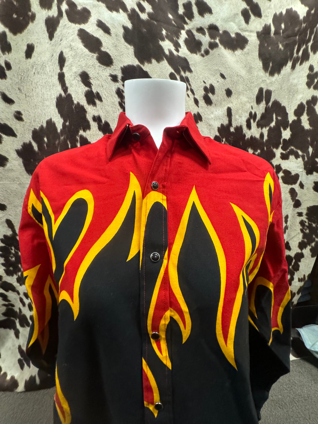Classic Panhandle slim retro flame shirt (brooks and dunn collection) slight discoloration