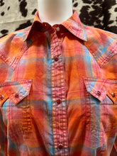 Load image into Gallery viewer, Wrangler women snap shirt - orange plaid (final sale)
