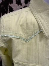 Load image into Gallery viewer, Wrangler 20X ladies western shirt - lemon (discolored, final sale)