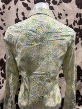 Load image into Gallery viewer, Wrangler 20x ladies snap shirt - floral print (FINAL SALE)