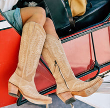 Load image into Gallery viewer, Ariat Casanova Boot - Truly Taupe