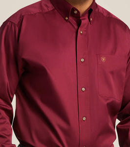 Men’s Ariat Solid Twill Classic Fit Shirt - Burgandy