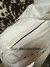 Load image into Gallery viewer, Wrangler ladies western shirt - white (stained, final sale)