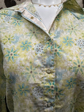Load image into Gallery viewer, Wrangler 20x ladies snap shirt - floral print (FINAL SALE)
