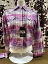 Load image into Gallery viewer, Wrangler rock47 women’s snap button shirt - Purple (final sale)