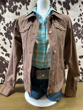Load image into Gallery viewer, Wrangler ladies trucker Jacket - Embelished Brown