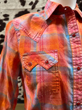 Load image into Gallery viewer, Wrangler women snap shirt - orange plaid (final sale)