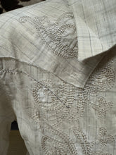 Load image into Gallery viewer, Wrangler ladies snap button up cream shirt- final sale