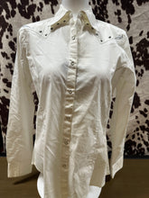 Load image into Gallery viewer, Wrangler ladies western shirt - white (stained, final sale)
