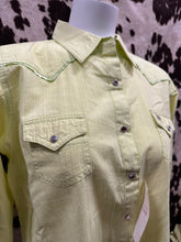 Load image into Gallery viewer, Wrangler 20X ladies western shirt - lemon (discolored, final sale)