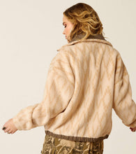 Load image into Gallery viewer, Ariat ladies Sherpa Blocled Jacket - tonal sand print (10052440)