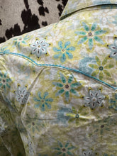 Load image into Gallery viewer, Wrangler 20x ladies snap shirt - floral print (FINAL SALE)