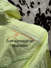 Load image into Gallery viewer, Wrangler 20X ladies western shirt - lemon (discolored, final sale)