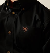 Load image into Gallery viewer, Ariat kids Solid Twill LS shirt - Black