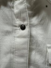 Load image into Gallery viewer, Wrangler ladies western shirt - white with stripes and embroidery (stain, final sale)