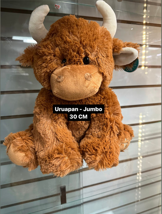 Uruapan - Large highland cow plush toy