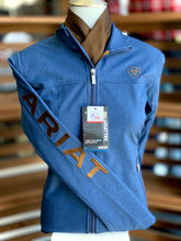 Load image into Gallery viewer, Ariat WOMEN&#39;S New Team Softshell Jacket - MARINE BLUE HEATHER