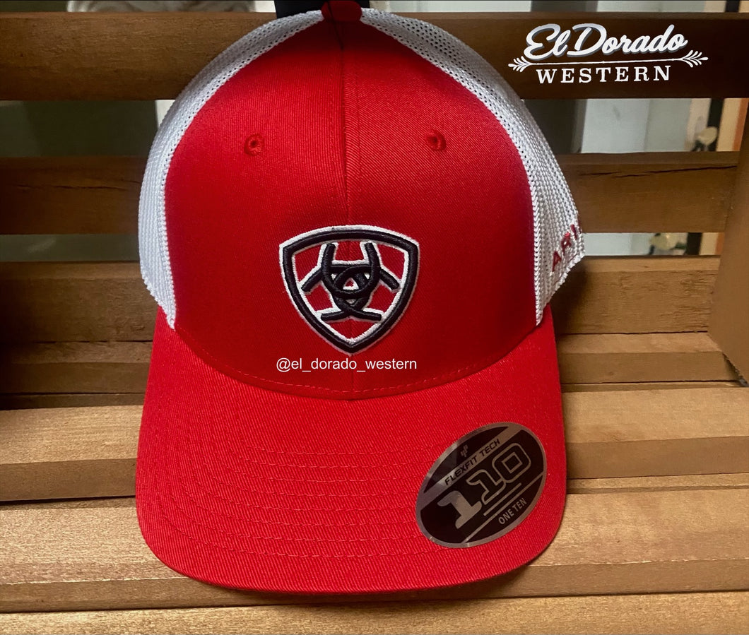 Ariat cap - red shield