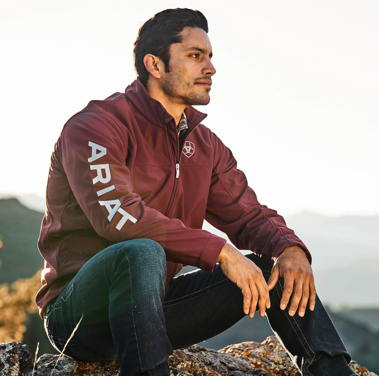 Ariat Men s New Team Softshell Jacket Windsor Wine